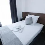 Bed & Breakfast D8 Zadar