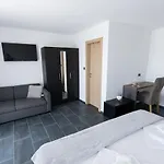 Bed & Breakfast D8 Zadar
