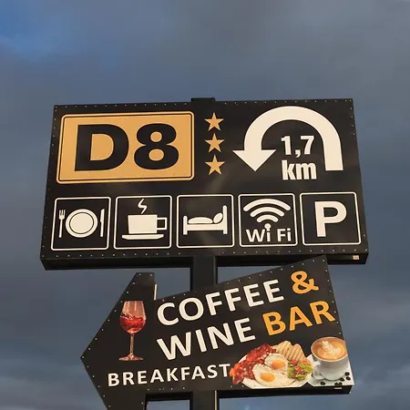 فندق مبيت وإفطار D8 زادار