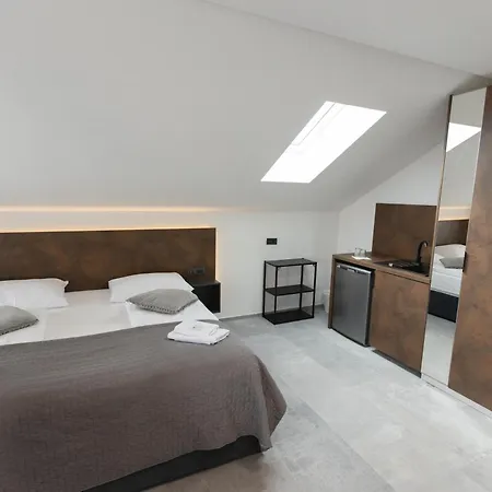 D8 فندق مبيت وإفطار 3*