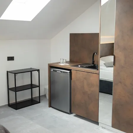 فندق مبيت وإفطار D8 زادار