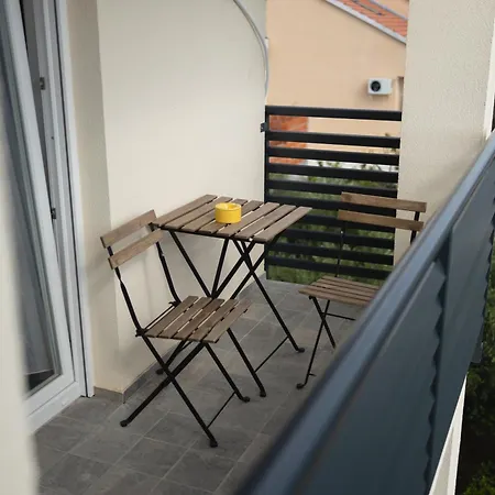 D8 فندق مبيت وإفطار