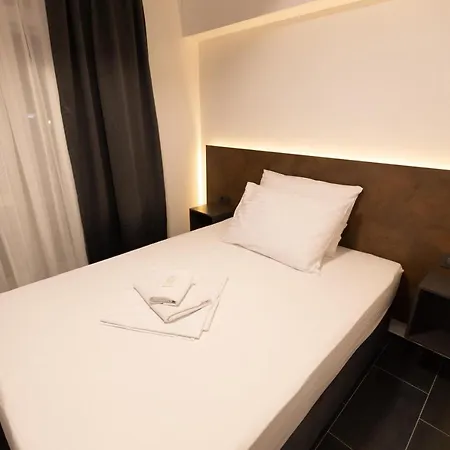 D8 Bed & Breakfast 3*