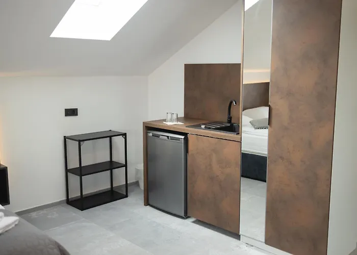 Couette-café D8 Zadar